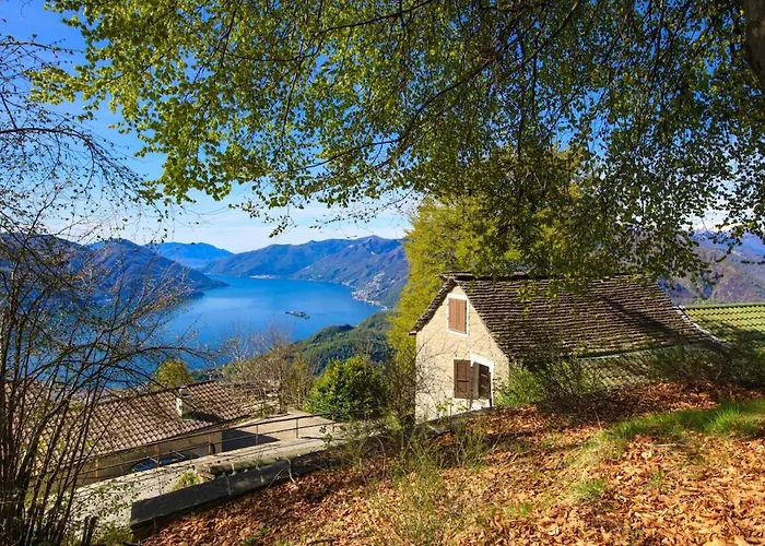 Villa Haus unter der Buche Locarno