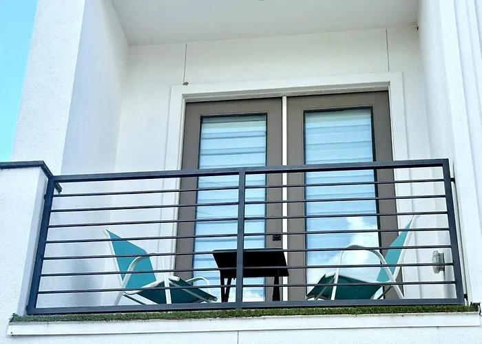 Beautiful Townhome Near Downtown Htx And Med Center Houston