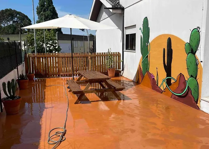 7 Room House, 2 Kitchens Vila Nova de Gaia
