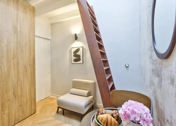 Elegant Studio En Mezzanine - Parc Monceau Paris
