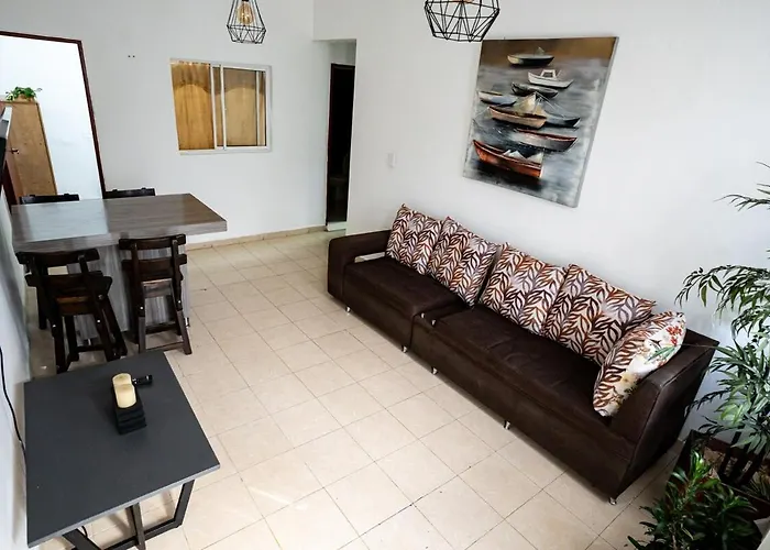 La Esquinita De Miraflores Medellín