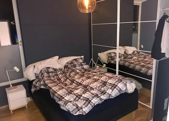 Spacious Townhouse With Free Parking, Perfect For Families Or Couples Fredrikstad