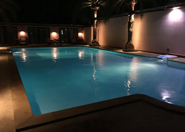 Ma Maison Boutique Hotel. In Phuket Strand Bang Tao