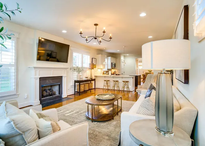 Villa Walk To 12 South Getaway With Outdoor Dining! Nashville