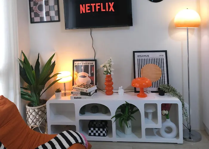Modern Retro Stay Near Naia 3 Manila