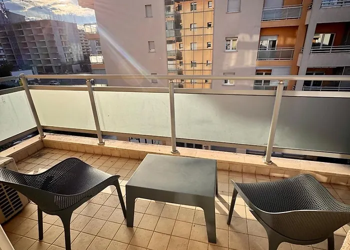 Bright & Modern Apartment In City Kvart Podgorica