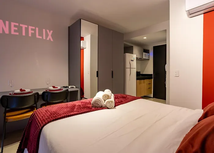 Home Cinema Em Moema - Xbox - Air Condicionado - Decorado São Paulo