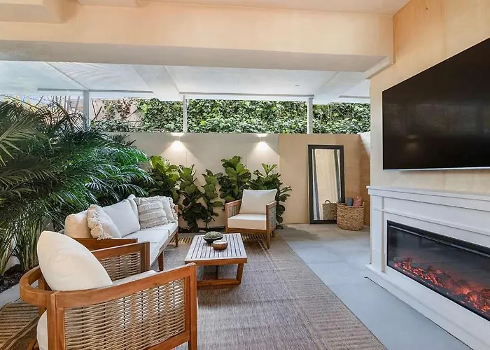 Modern 2Br Oasis With Bbq Sauna & Private Yard Los Angeles