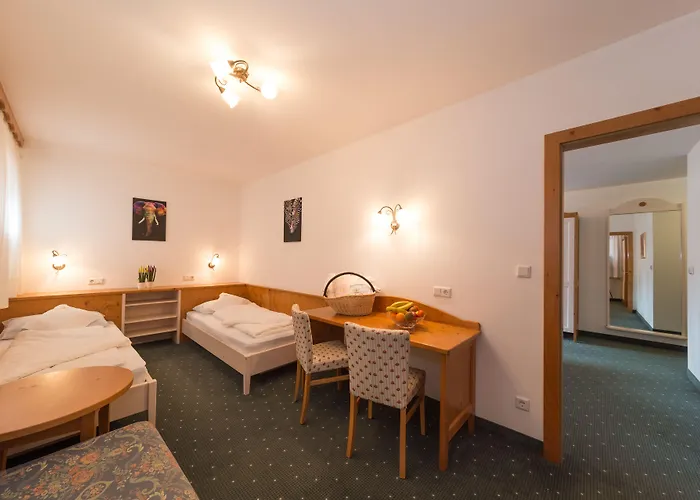 Hotel Hellweger Sand in Taufers