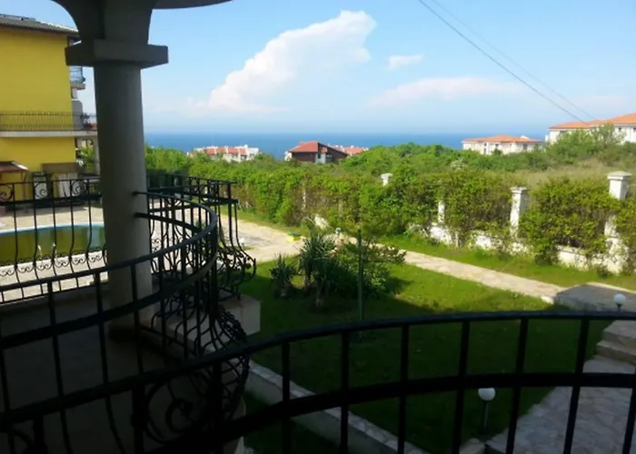Menada Green Hills Apartments Sosopol