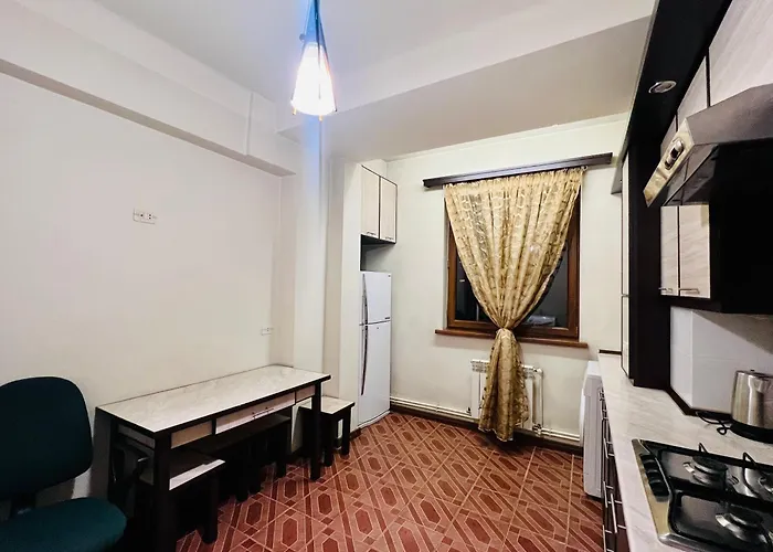 Nice And Cozy Studio Apartment + Kitchen And Open Balcoy In The Middle Of Center Erivan
