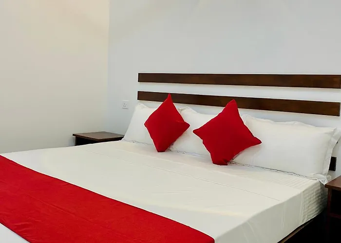 Lake Breeze Villa Anuradhapura