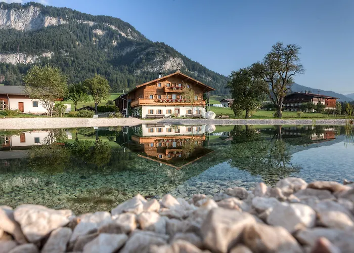 Narzenhof Wellness Chalets, Familien&Luxus Apartments am Bauernhof St. Johann in Tirol