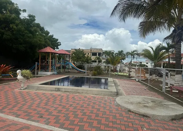 Casa En Urbanizacion Privada A 2 Minutos Caminando De La Playa, Via A Data Playas