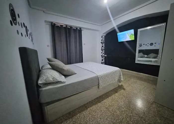 Ferienwohnung Democracia Delux Valencia