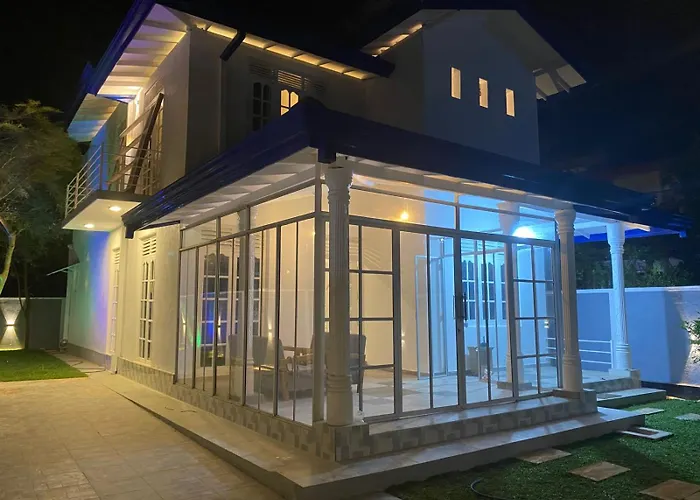 White N Villa Wadduwa