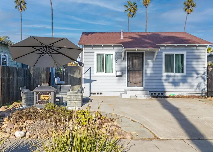 Cozy Coastal Escape Beach & Brews San Diego