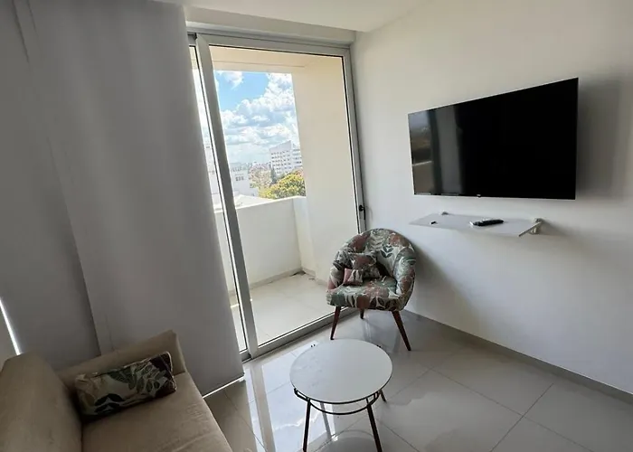 Departamento De 2 Habitaciones En Av Las Americas Santa Cruz de La Sierra