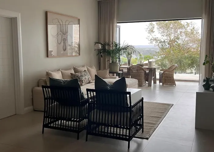 Lagoon And Mountain Views, Plett Central, New Apartment Plettenberg Bay