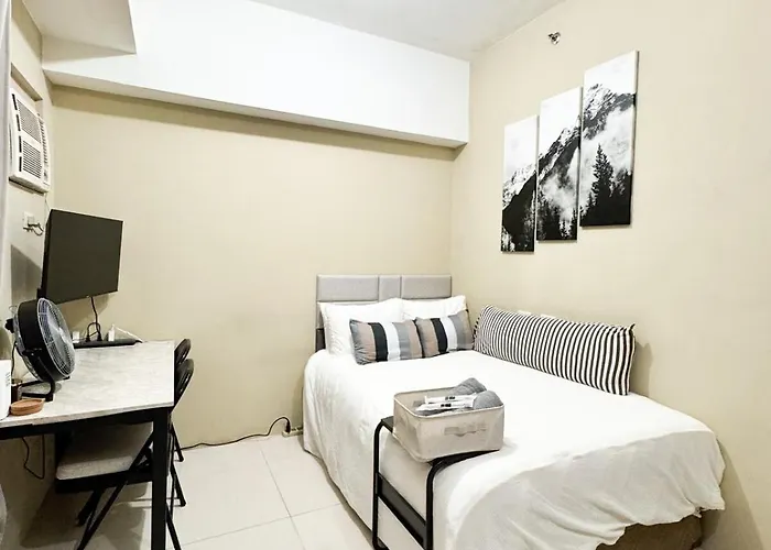 Convertible Double Studio In Salcedo Village Manila