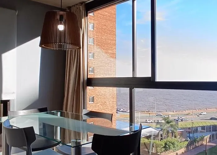 Stunning View, Designer Apartment For Up To 6, Incl Indoor Parking Montevideo