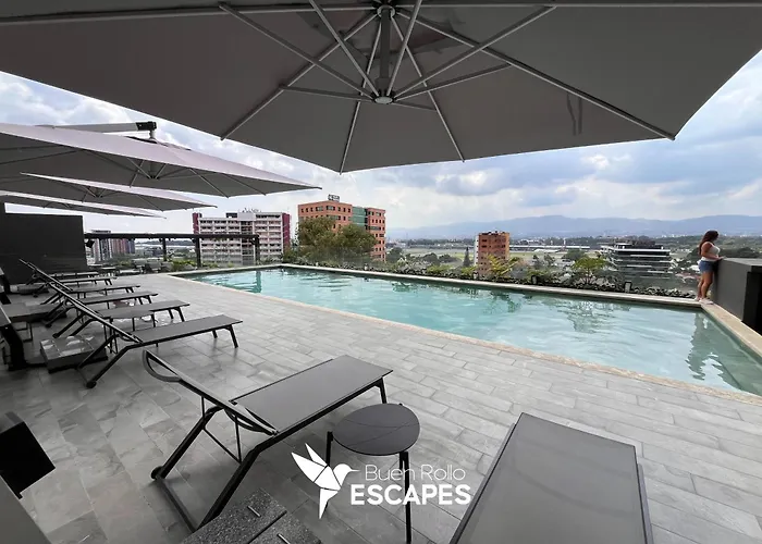 Luxury High-Floor 3 Bedroom Apartment Free Pool & Gym Guatemala-Stadt