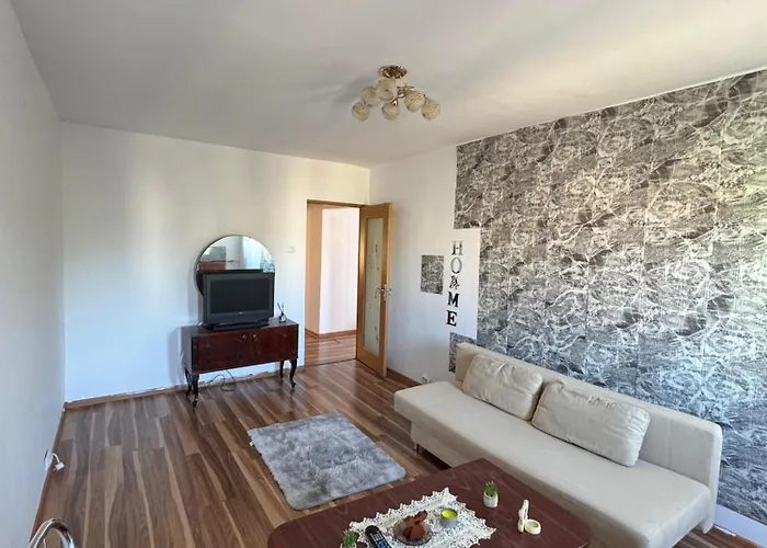 Modest Apartment Drobeta Turnu Severin
