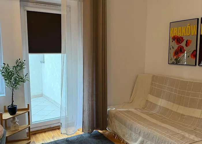 Cozy Central Krakow Studio - Walk To Wawel - Fast Wi-Fi & Smart Tv
