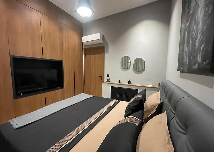 Charming Apartment With Private Heated Pool Tunis