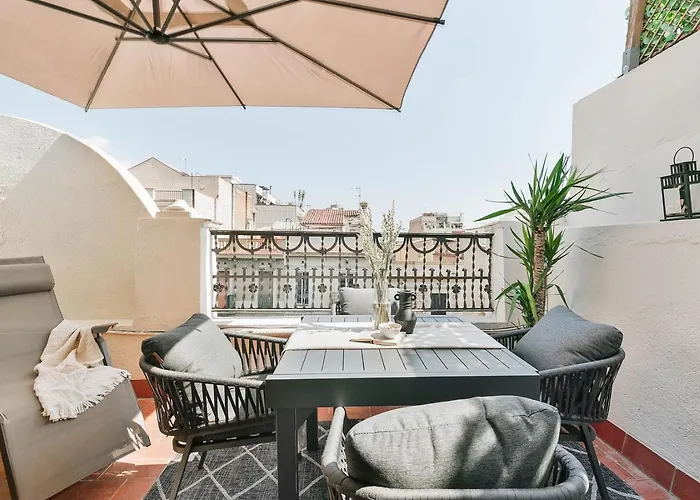Ascea - 2 Bedroom And Terrace In Eixample Esquerra Barcelona