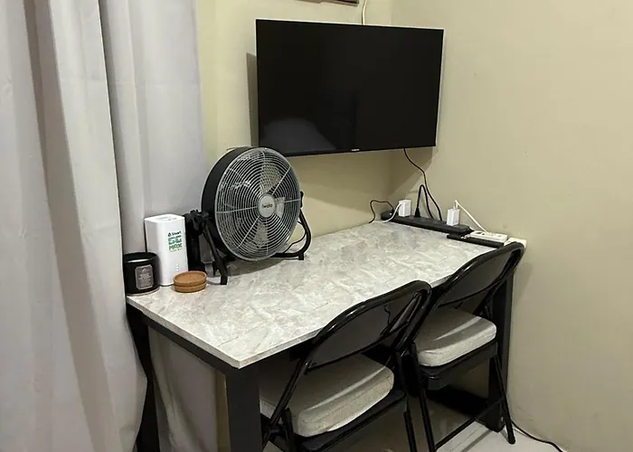 Convertible Double Studio In Salcedo Village Manila