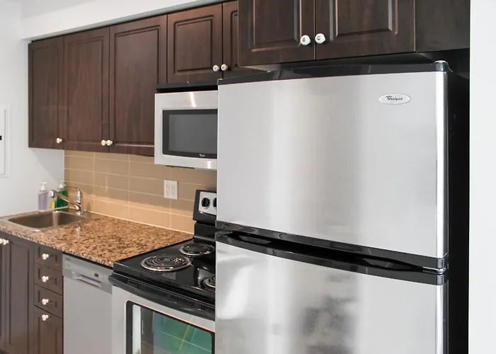Panorama Luxe Suites - Prime Downtown Location Toronto