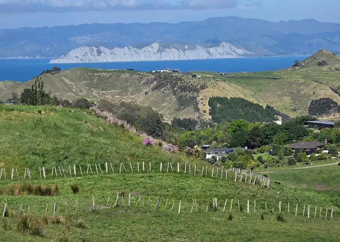Ferienwohnung Stunning Sunsets&Views at Wonderful Wainui Gisborne
