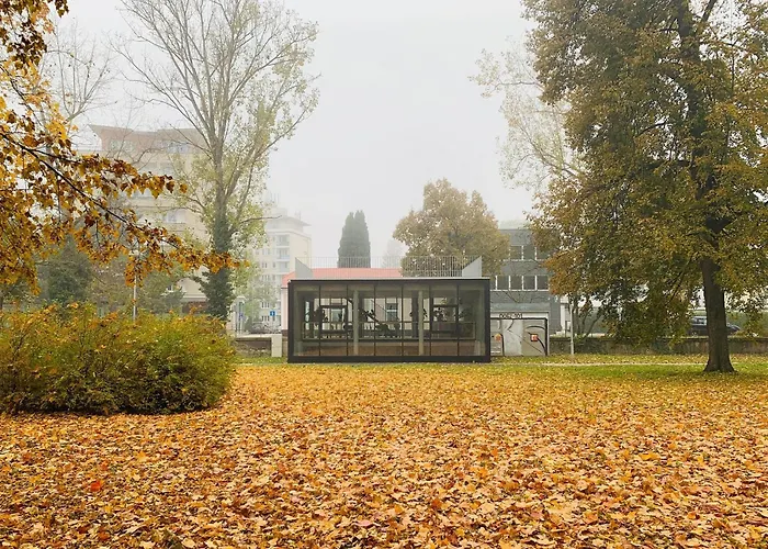 Byvaj U Mari V Mestskom Parku S Bezplatnym Parkovanim Piest'any