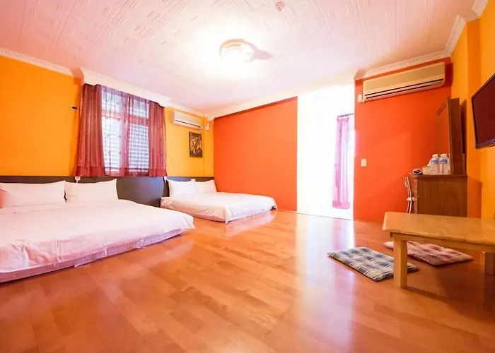 Bed and Breakfast Dog House T'ai-tung