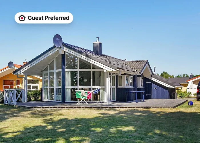 6 Person Holiday Home In Grömitz