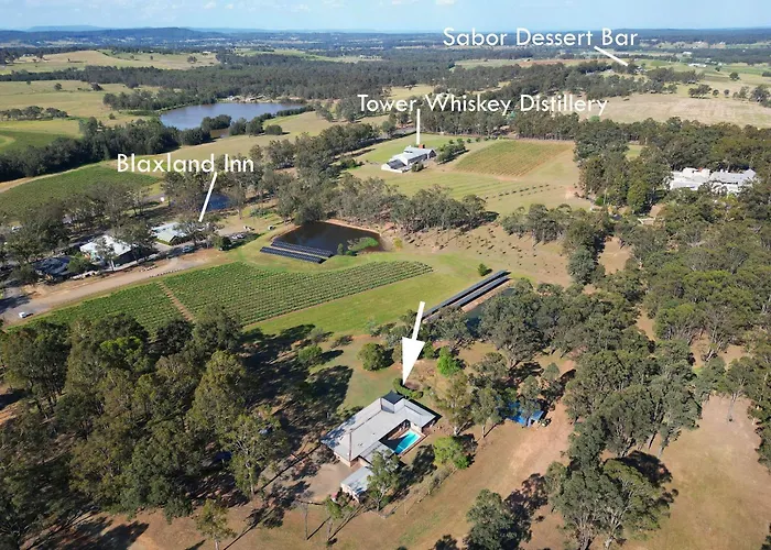 Blaxlands Kangaroo Homestead With Hot Tub Walk To Concerts And Wineries Pokolbin