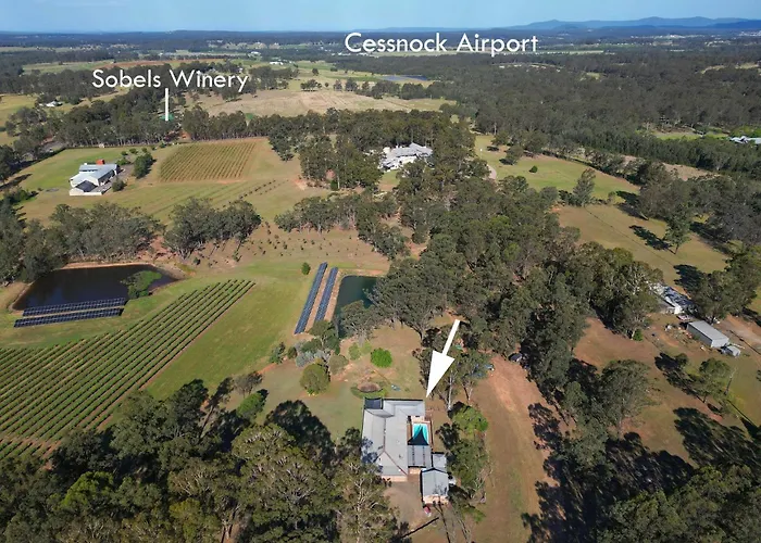 Blaxlands Kangaroo Homestead With Hot Tub Walk To Concerts And Wineries Pokolbin