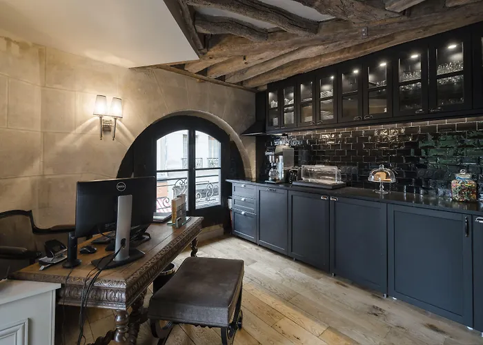 Hotel Le Presbytere Paris