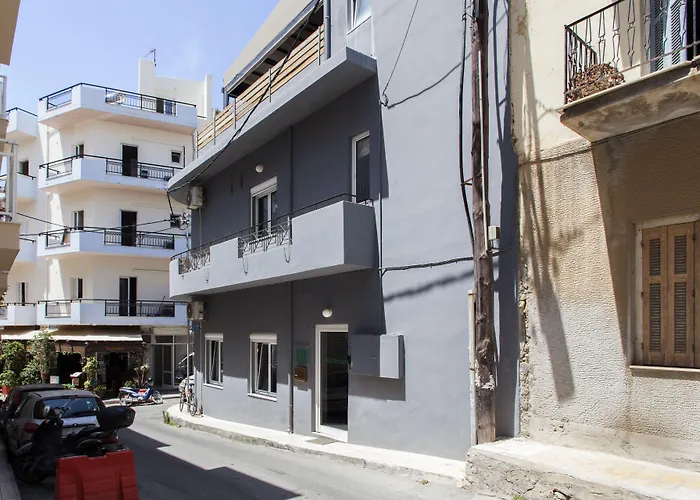 So Young Hostel Iraklio