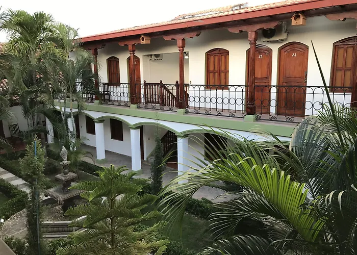 Hotel Torogoz Granada