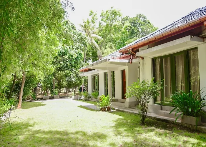 Villa Olinia Seeduwa