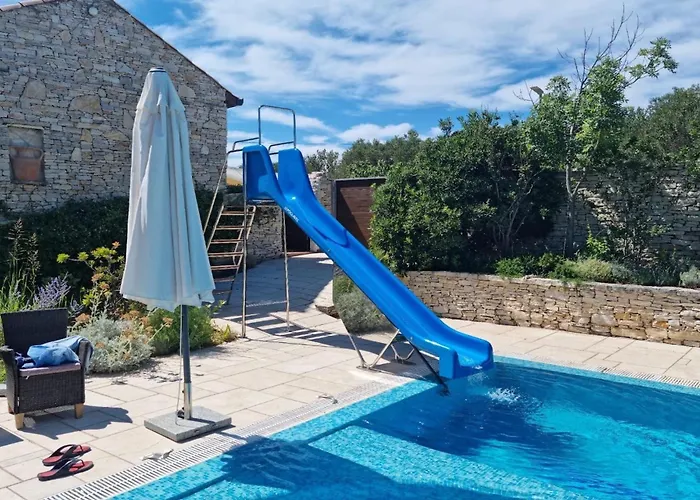 Family Friendly Apartments With A Swimming Pool Murter - 20819