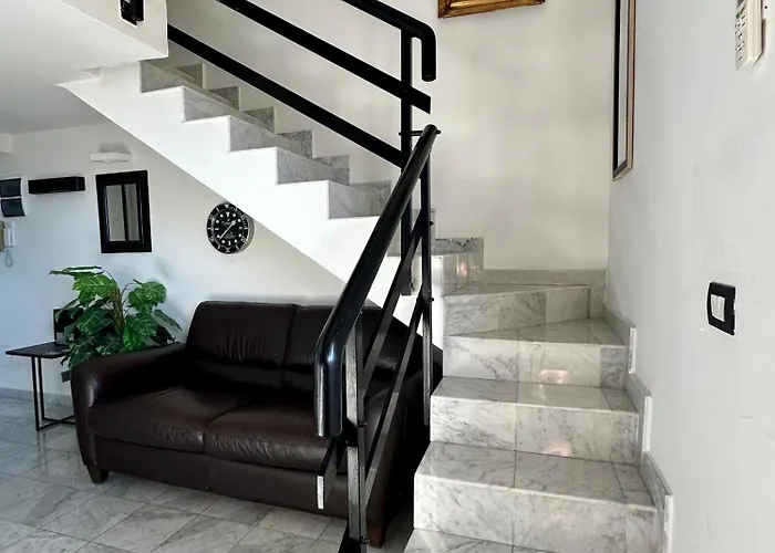 Marble Apartment Prato 