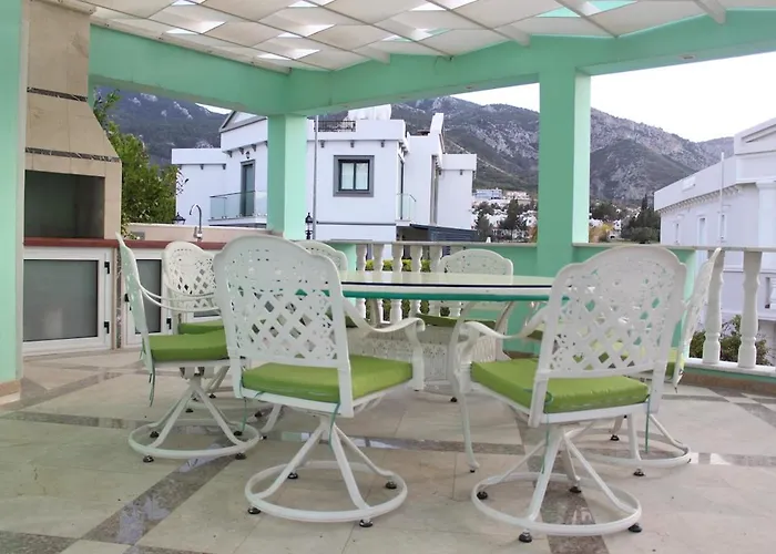 Kingdom Villa With Sauna And Hamam Nikosia