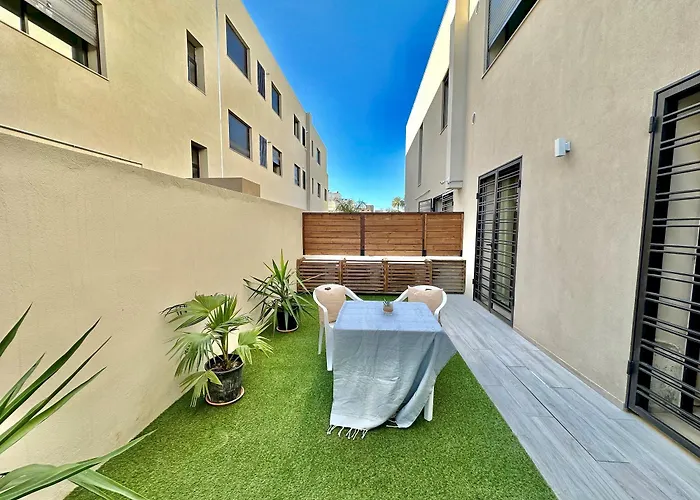 Rd Jade Apt Neuf Avec Jardin Proche Des Commodites La Marsa