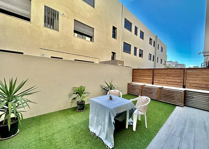 Rd Jade Apt Neuf Avec Jardin Proche Des Commodites La Marsa