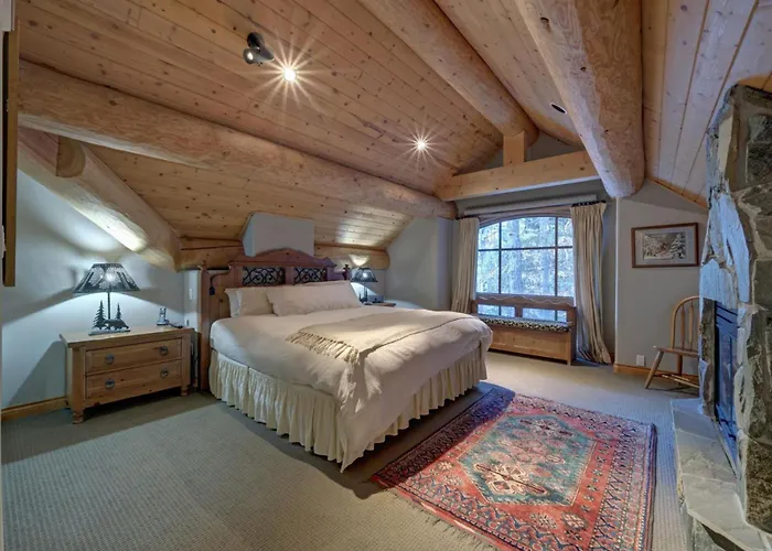 Hapala Chalet Whistler