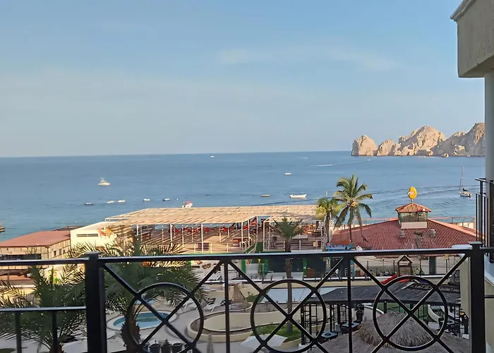 Medano Beach Suites Cabo San Lucas