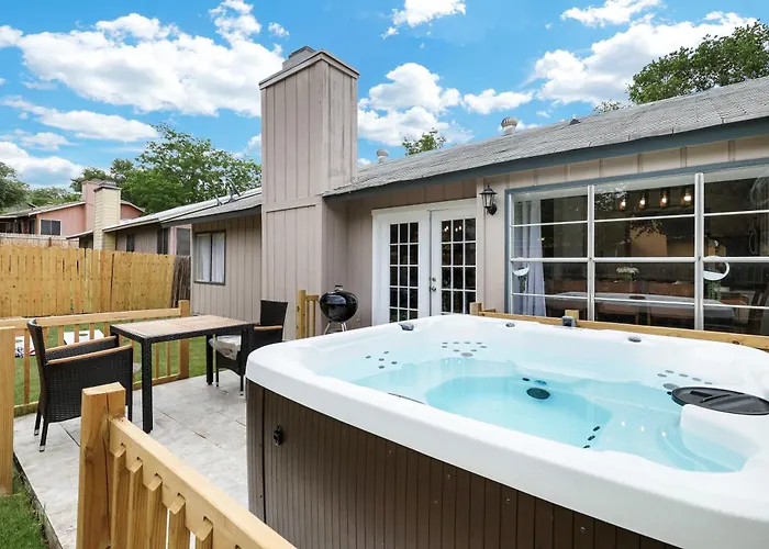 Modern Paradise Hot Tub Game Room Swing Set Bbq San Antonio